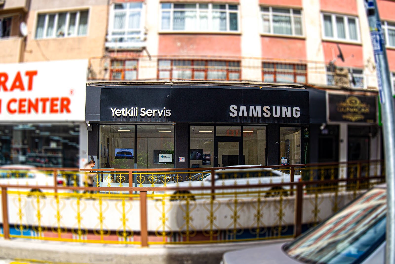 Emir Elektronik Samsung Yetkili Servisi mağazası, Erzurum